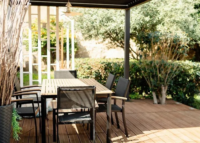 - Private Pool, Garden, Close To Beaches And Spain Villa